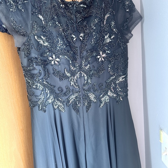 Gunmetal gray long formal. No alterations done. No smoking environment. - Picture 3 of 5